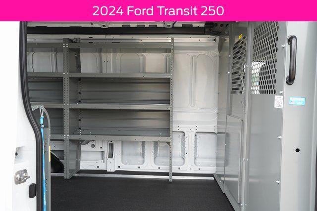 2024 Ford Transit Cargo Van Base