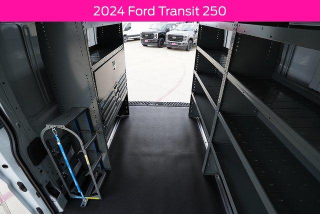 2024 Ford Transit Cargo Van Base