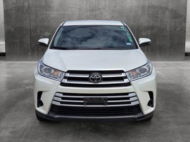 2019 Toyota Highlander LE