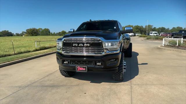 2022 RAM 3500 Limited Crew Cab 4x4 8 Box