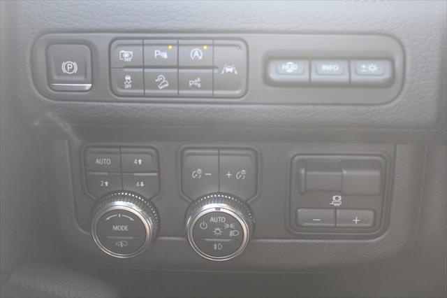 2024 GMC Yukon 4WD Denali