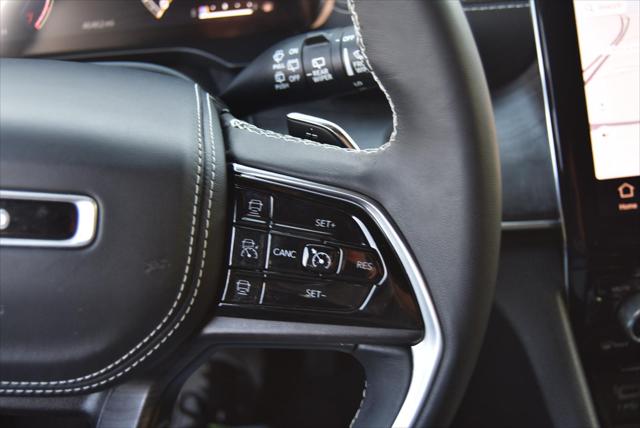 2022 Jeep Grand Cherokee Overland 4x4