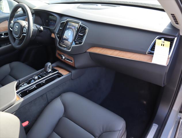 2025 Volvo XC90 Plus