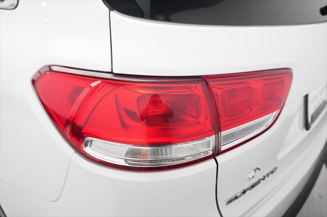2016 Kia Sorento 2.4L LX