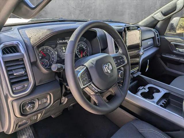 2025 RAM Ram 1500 RAM 1500 BIG HORN CREW CAB 4X4 64 BOX