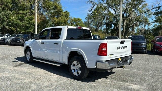 2025 RAM Ram 1500 RAM 1500 BIG HORN CREW CAB 4X2 57 BOX