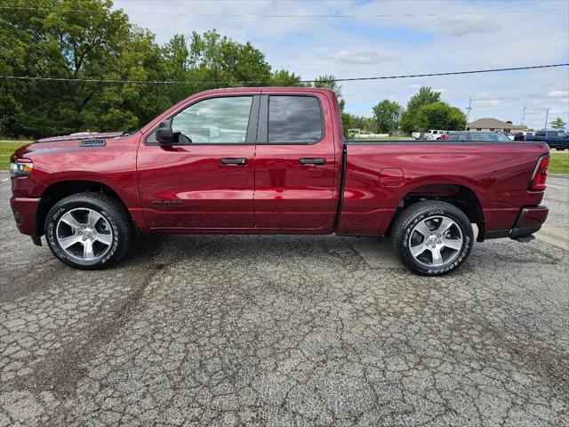 2025 RAM Ram 1500 RAM 1500 TRADESMAN QUAD CAB 4X4 64 BOX