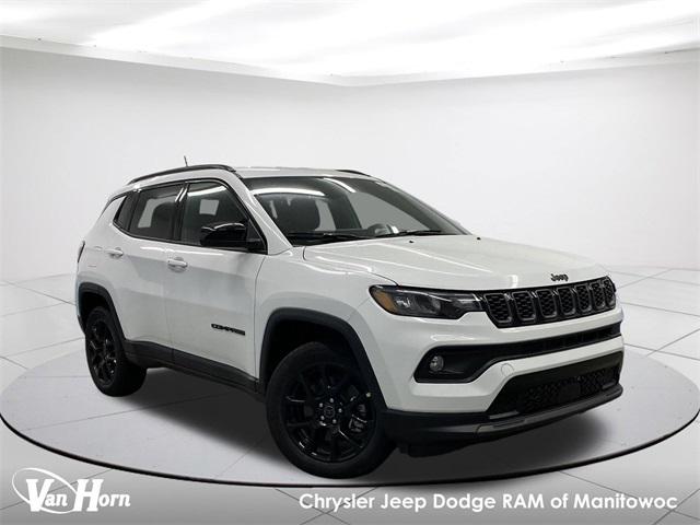 2025 Jeep Compass COMPASS LATITUDE 4X4