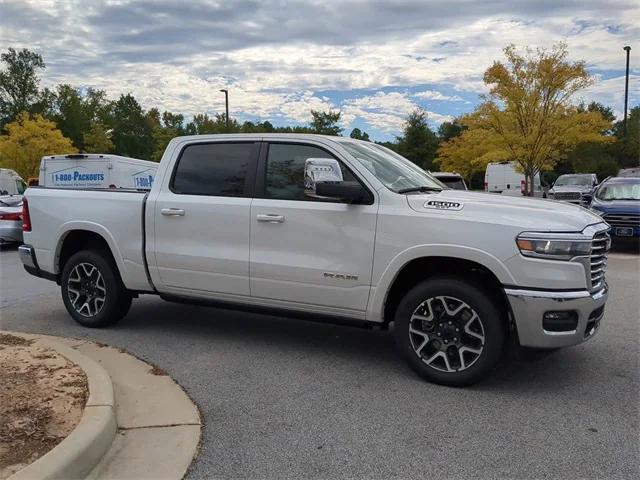 2025 RAM Ram 1500 RAM 1500 LARAMIE CREW CAB 4X4 57 BOX
