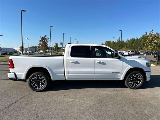 2025 RAM Ram 1500 RAM 1500 LARAMIE CREW CAB 4X4 64 BOX