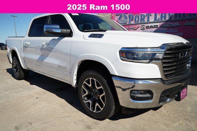 2025 RAM Ram 1500 RAM 1500 LARAMIE CREW CAB 4X4 57 BOX