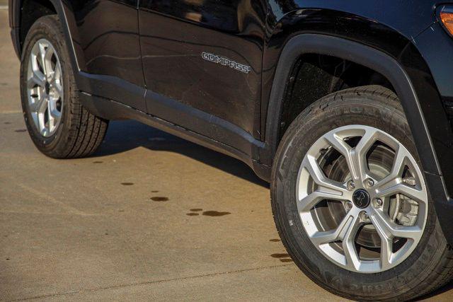 2025 Jeep Compass COMPASS SPORT 4X4