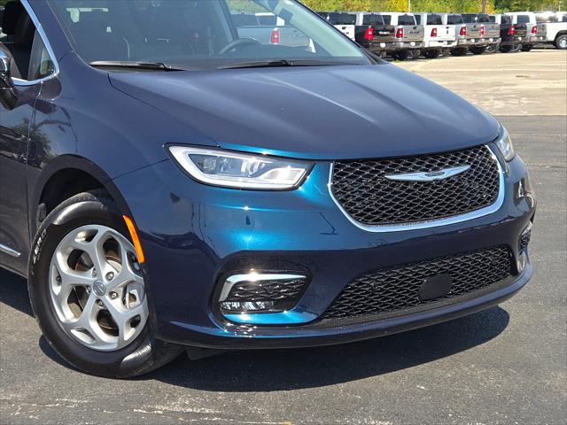 2023 Chrysler Pacifica Limited AWD