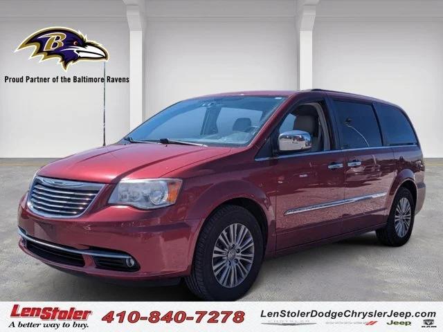 2013 Chrysler Town and Country Touring-L