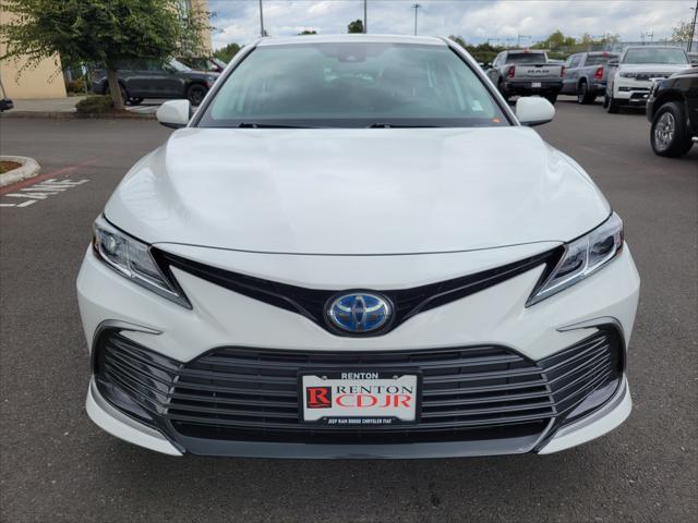 2021 Toyota Camry LE Hybrid