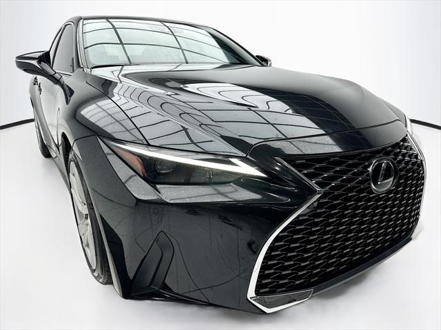 2023 Lexus IS 300 300