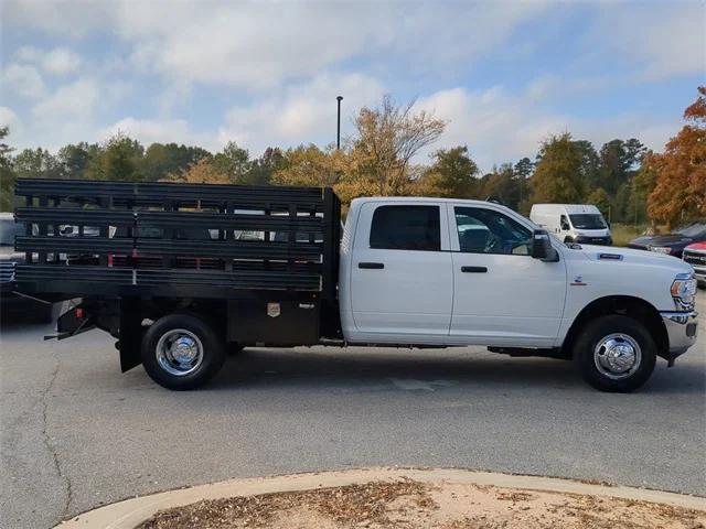 2024 RAM Ram 3500 Chassis Cab RAM 3500 TRADESMAN CREW CAB CHASSIS 4X4 60 CA