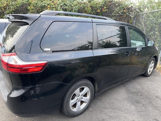 2015 Toyota Sienna L