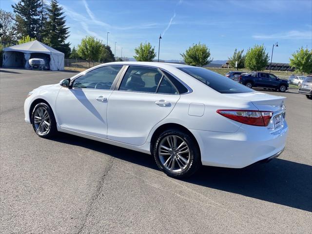 2017 Toyota Camry SE