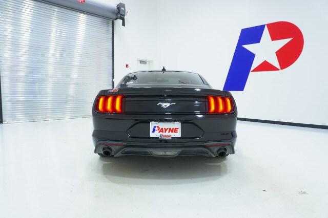 2020 Ford Mustang EcoBoost Fastback