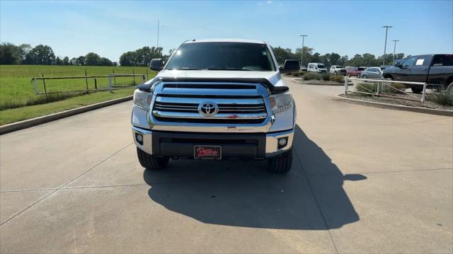 2017 Toyota Tundra SR5 5.7L V8