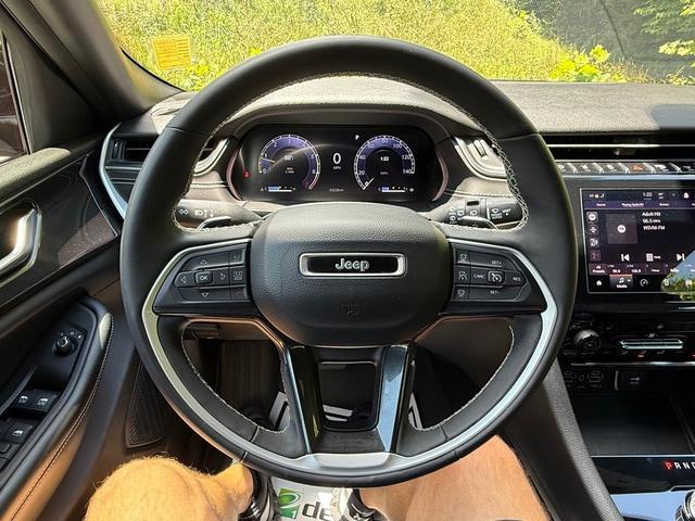 2023 Jeep Grand Cherokee L Altitude 4x4