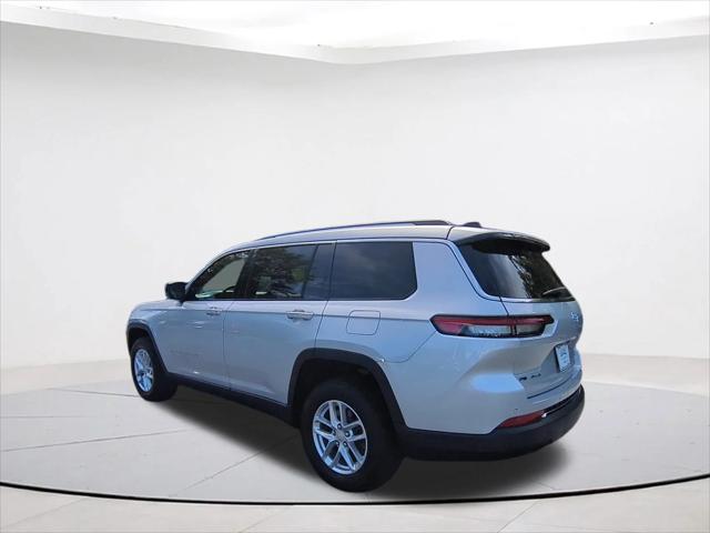 2021 Jeep Grand Cherokee L Laredo 4x4