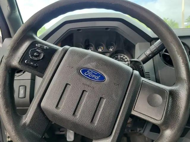 2015 Ford F-550 XL