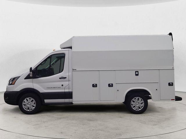 2024 Ford Transit Cutaway Base
