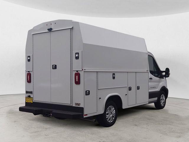 2024 Ford Transit Cutaway Base