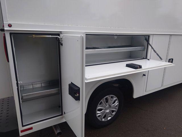 2024 Ford Transit Cutaway Base