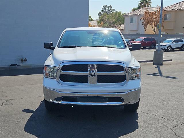 2022 RAM 1500 Classic SLT Crew Cab 4x2 57 Box