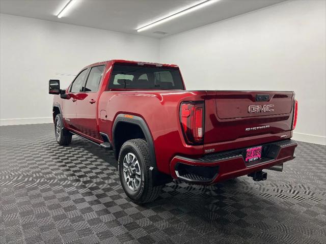 2022 GMC Sierra 2500HD 4WD Crew Cab Standard Bed AT4