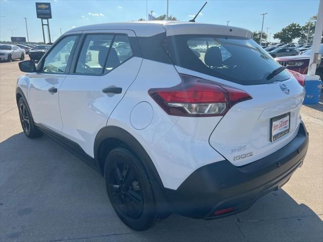 2020 Nissan Kicks S Xtronic CVT