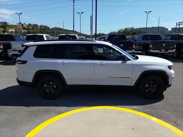 2022 Jeep Grand Cherokee L Altitude 4x4