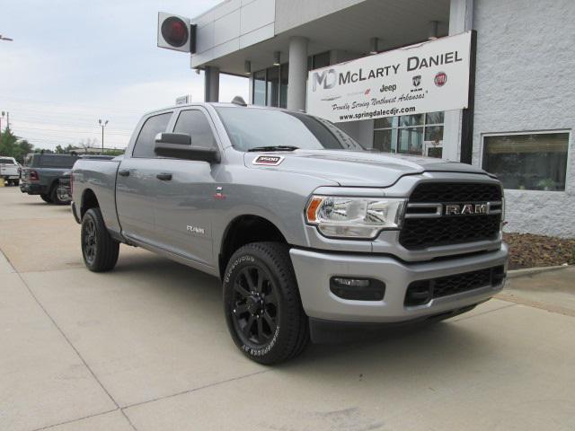 2022 RAM 3500 Tradesman Crew Cab 4x4 64 Box