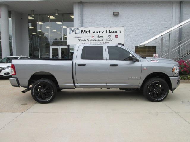 2022 RAM 3500 Tradesman Crew Cab 4x4 64 Box