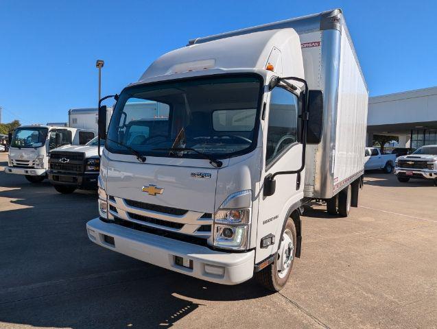 2025 Chevrolet 5500 Work Truck