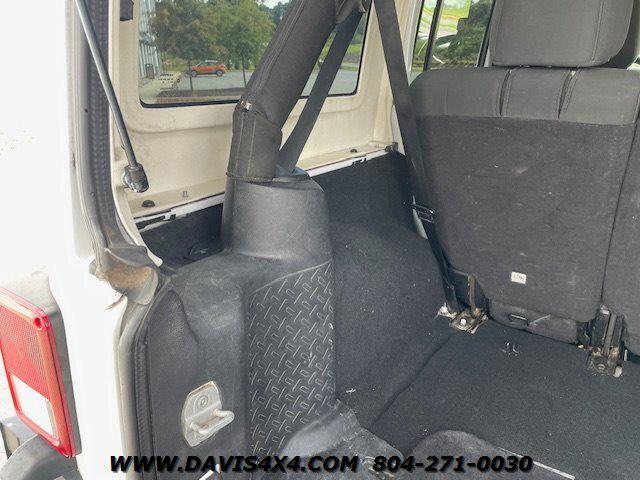 2012 Jeep Wrangler Unlimited Sahara