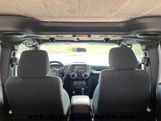 2012 Jeep Wrangler Unlimited Sahara