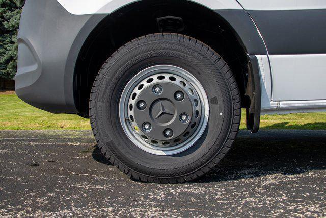 2023 Mercedes-Benz Sprinter 4500 Standard Roof 4-Cyl Diesel HO