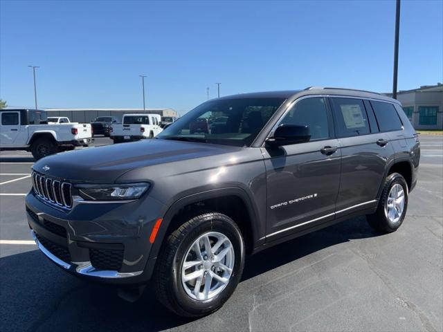 2025 Jeep Grand Cherokee GRAND CHEROKEE L LAREDO X 4X4