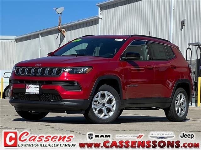 2025 Jeep Compass COMPASS LATITUDE 4X4