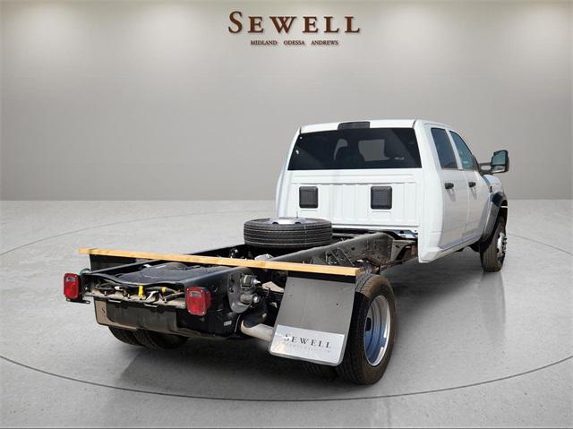 2024 RAM Ram 5500 Chassis Cab RAM 5500 TRADESMAN CHASSIS CREW CAB 4X4 84 CA