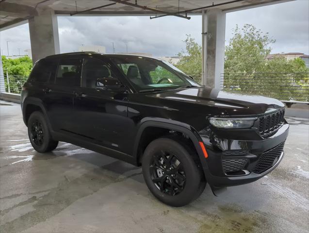 2025 Jeep Grand Cherokee GRAND CHEROKEE ALTITUDE 4X4