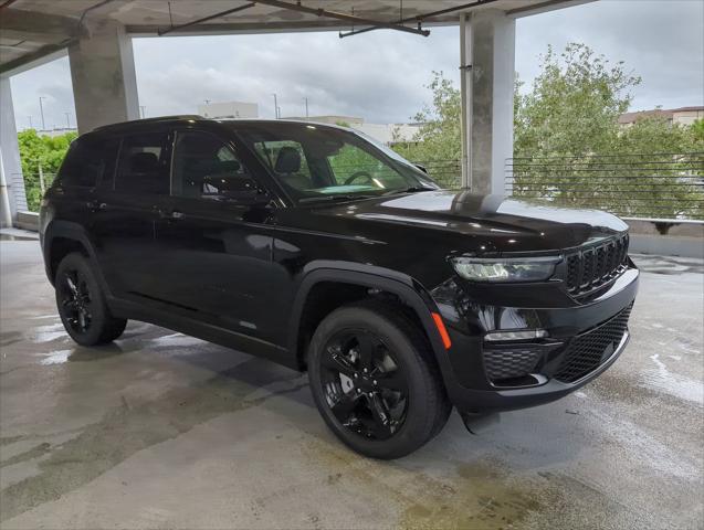 2025 Jeep Grand Cherokee GRAND CHEROKEE LIMITED 4X4