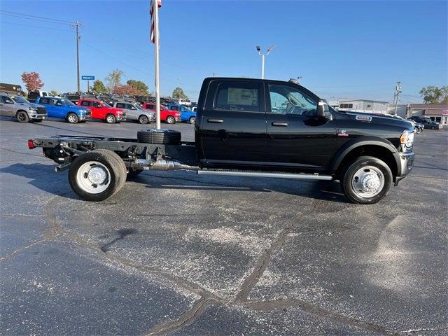 2024 RAM Ram 5500 Chassis Cab RAM 5500 TRADESMAN CHASSIS CREW CAB 4X4 60 CA