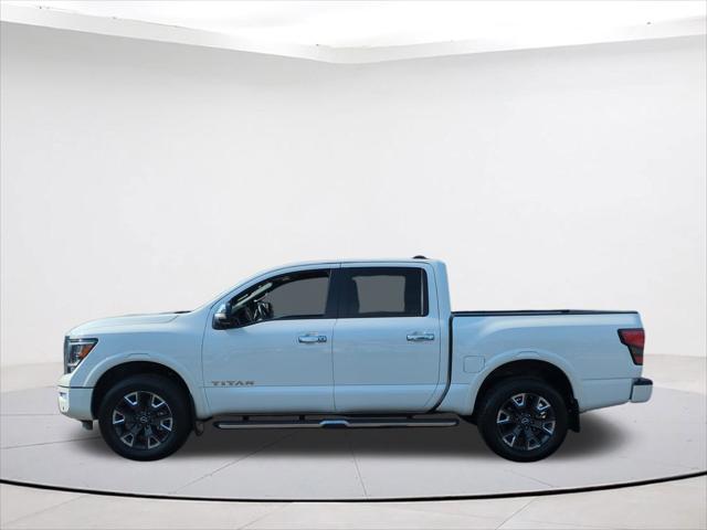 2023 Nissan TITAN Crew Cab Platinum Reserve 4x4