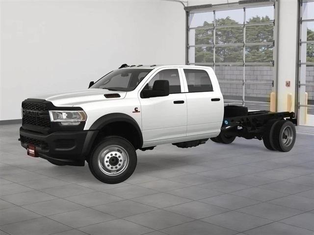 2024 RAM Ram 5500 Chassis Cab RAM 5500 TRADESMAN CHASSIS REGULAR CAB 4X4 84 CA 2024 RAM Ram 5500 Chassis Cab RAM 5500 TRADESMAN CHASSIS REGULAR CAB 4X4 84 CA