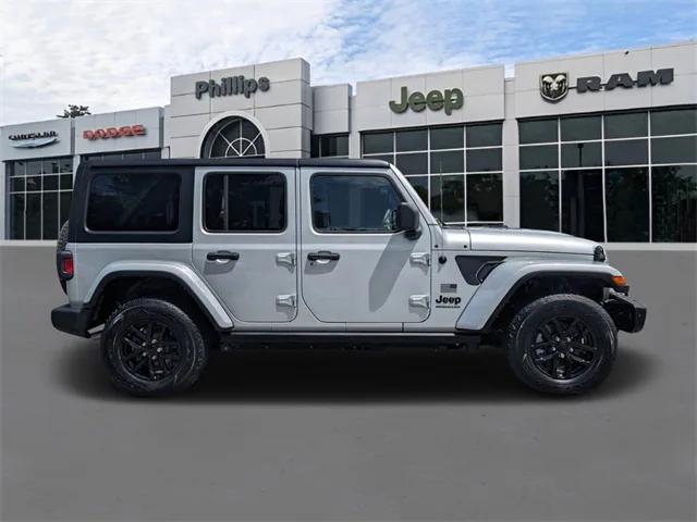 2023 Jeep Wrangler 4-Door Freedom 4x4